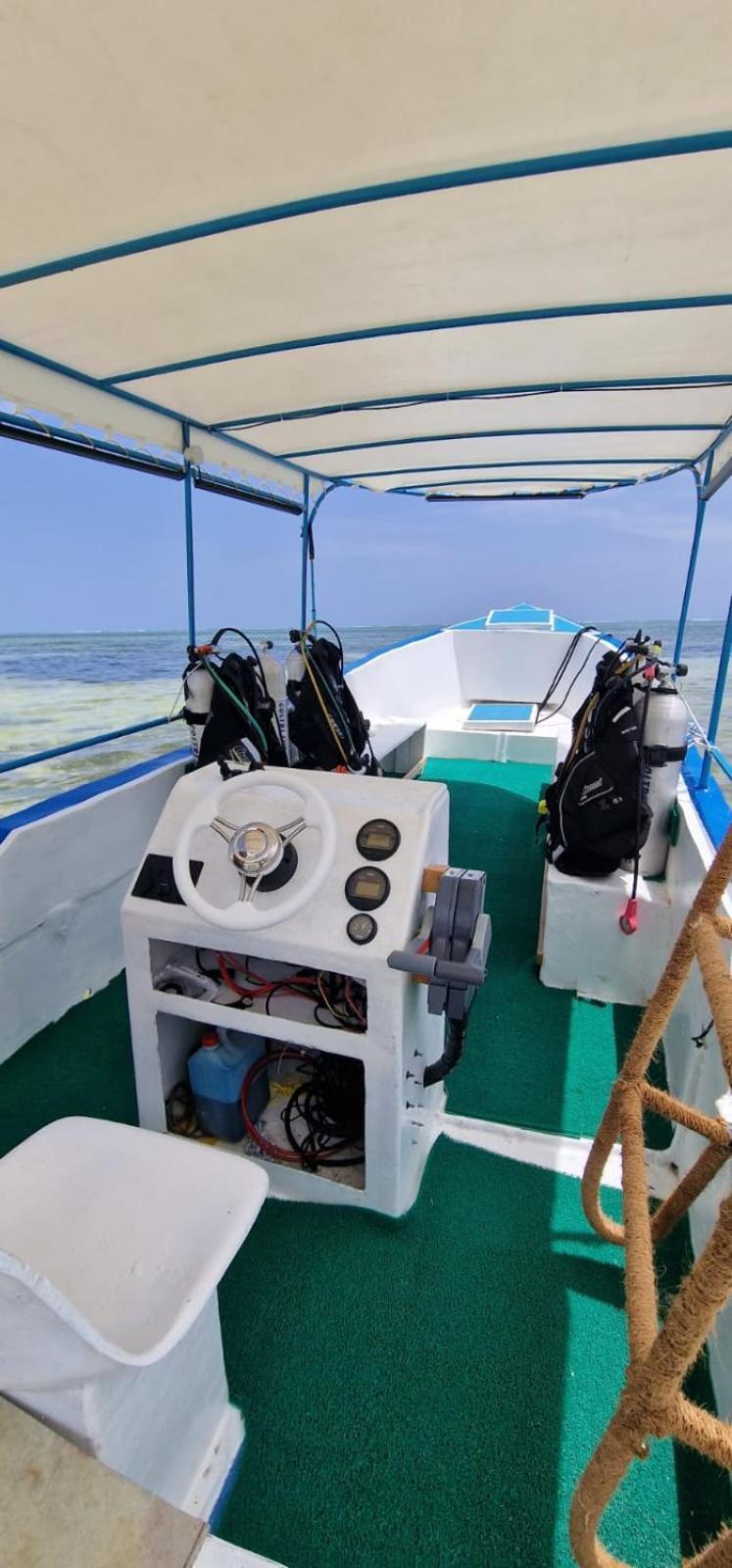 Tsunami Village ブウェワウ エクステリア 写真