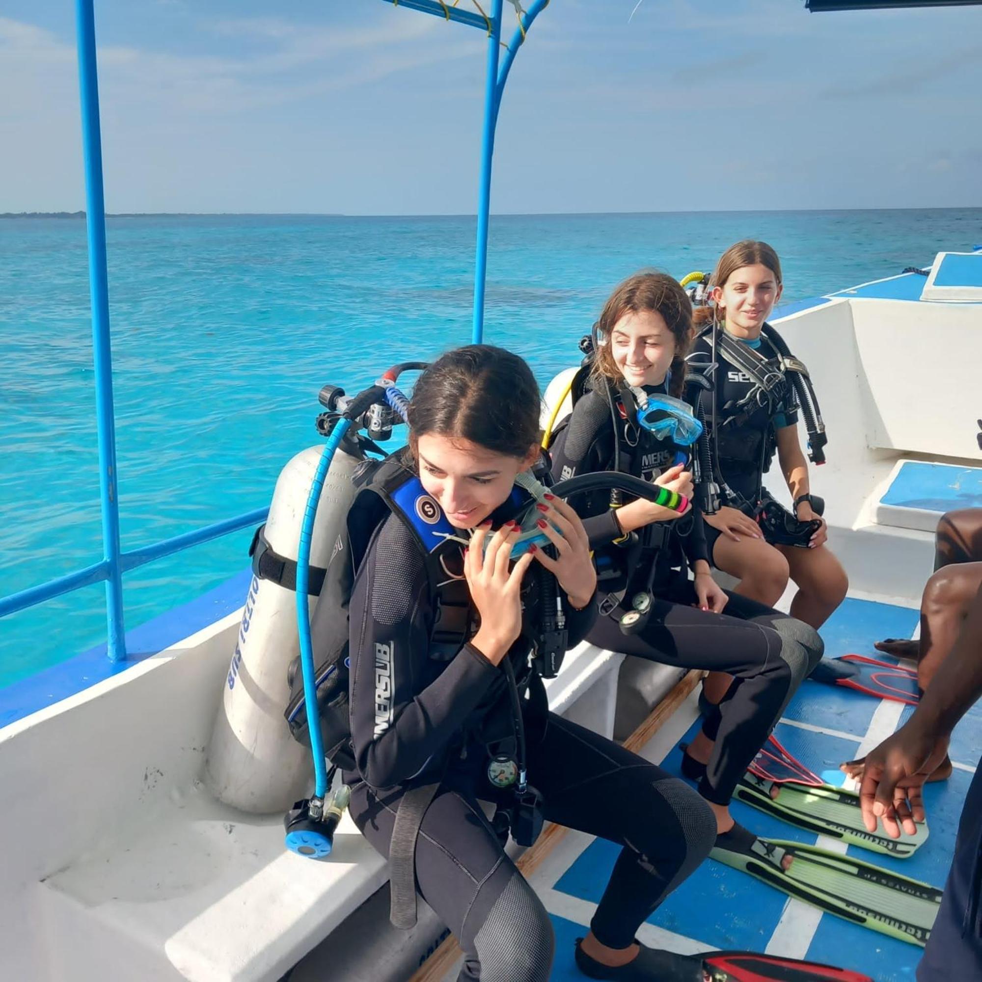 Tsunami Village ブウェワウ エクステリア 写真